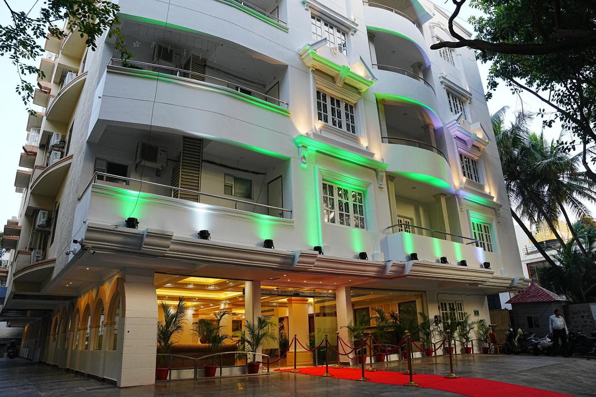 Hyde Park Aparthotel Bengaluru Zewnętrze zdjęcie